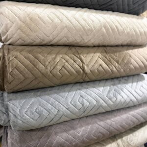 Велюровые покрывала 200×220 см